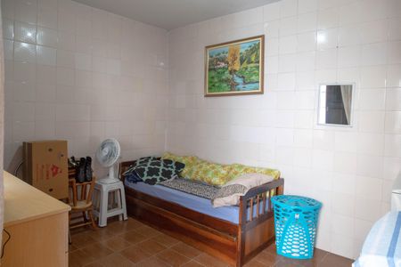 Casa à venda com 250m², 2 quartos e 1 vagaÁrea de Serviço