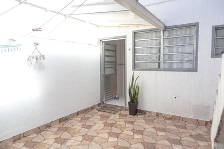 Casa à venda com 250m², 2 quartos e 1 vagaQuintal