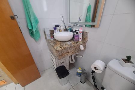 Banheiro de casa à venda com 2 quartos, 98m² em Parque São Lucas, São Paulo