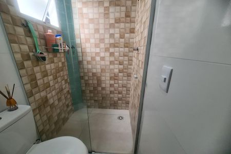 Casa à venda com 98m², 2 quartos e 1 vaga Casa à venda com 98m², 2 quartos e 1 vagaBanheiro