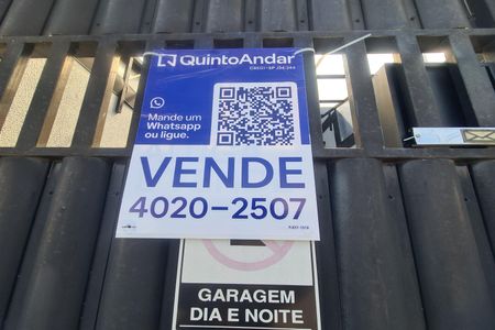 Casa à venda com 98m², 2 quartos e 1 vaga Casa à venda com 98m², 2 quartos e 1 vagaPlaquinha