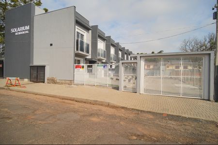 Casa à venda com 67m², 2 quartos e 1 vagaFachada