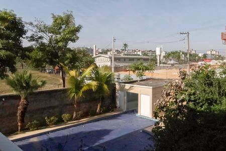 Casa à venda com 560m², 4 quartos e 10 vagas Casa à venda com 560m², 4 quartos e 10 vagasVaranda da suíte - Vista