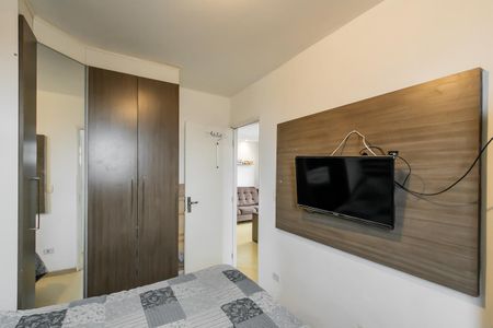 Quarto 1 de apartamento para alugar com 2 quartos, 55m² em Parque Cisper, São Paulo