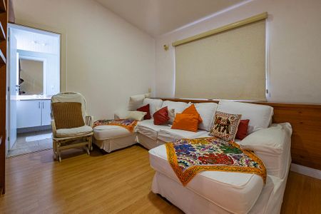 Casa à venda com 350m², 4 quartos e 6 vagasSuíte 3