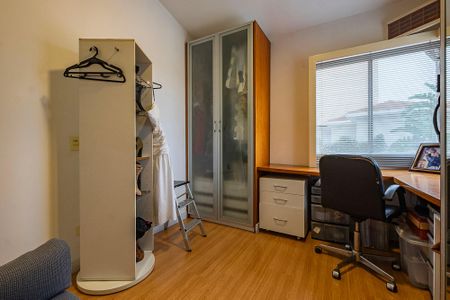 Casa à venda com 350m², 4 quartos e 6 vagasQuarto 