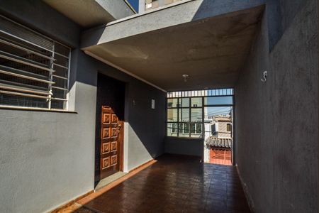 Casa à venda com 260m², 2 quartos e 2 vagasQuintal