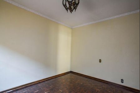 Casa à venda com 260m², 2 quartos e 2 vagasQuarto 2