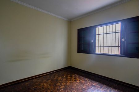 Casa à venda com 260m², 2 quartos e 2 vagasQuarto 2