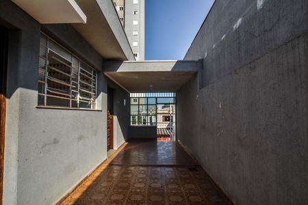 Casa à venda com 260m², 2 quartos e 2 vagasQuintal