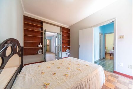 Casa à venda com 300m², 3 quartos e 3 vagasSuíte