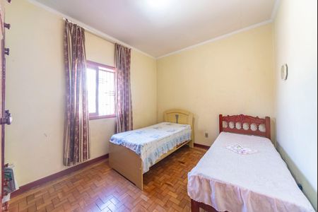 Casa à venda com 300m², 3 quartos e 3 vagasQuarto 2