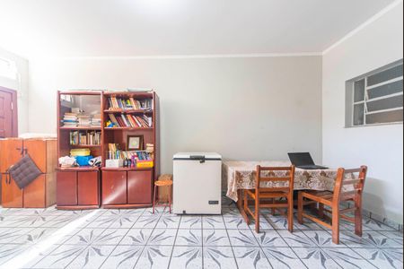 Casa à venda com 300m², 3 quartos e 3 vagasGaragem 