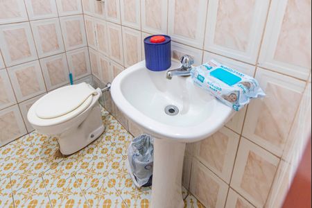 Casa à venda com 300m², 3 quartos e 3 vagasBanheiro de serviço