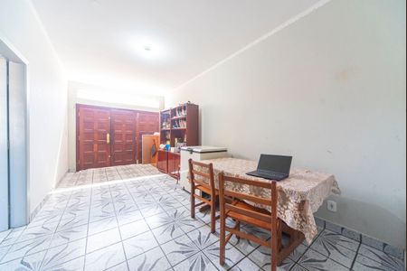 Casa à venda com 300m², 3 quartos e 3 vagasGaragem 