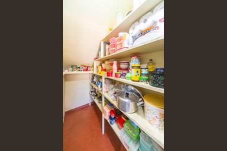 Casa à venda com 300m², 3 quartos e 3 vagasDespensa