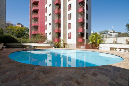Apartamento à venda com 150m², 3 quartos e 3 vagasÁrea Comum - Piscina