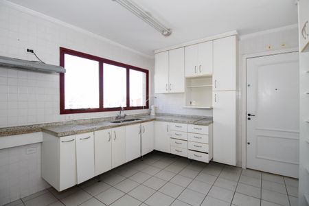 Apartamento à venda com 150m², 3 quartos e 3 vagasCozinha