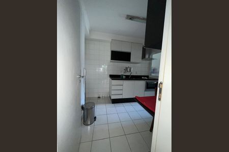 Apartamento à venda com 95m², 3 quartos e 2 vagas Apartamento à venda com 95m², 3 quartos e 2 vagasCozinha