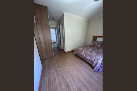 Apartamento à venda com 95m², 3 quartos e 2 vagas Apartamento à venda com 95m², 3 quartos e 2 vagasQuarto