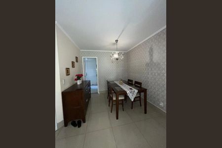 Apartamento à venda com 95m², 3 quartos e 2 vagas Apartamento à venda com 95m², 3 quartos e 2 vagasSala de Jantar