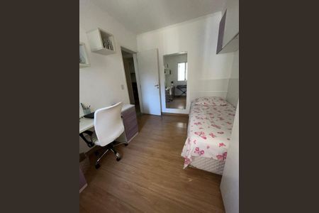 Apartamento à venda com 95m², 3 quartos e 2 vagas Apartamento à venda com 95m², 3 quartos e 2 vagasQuarto