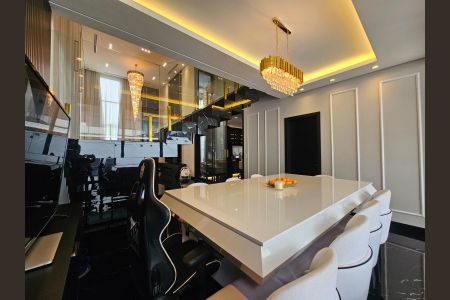 Casa para alugar com 241m², 2 quartos e 3 vagas Casa para alugar com 241m², 2 quartos e 3 vagasSala de Jantar