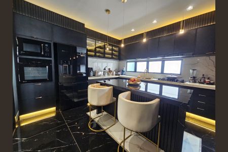 Casa para alugar com 241m², 2 quartos e 3 vagas Casa para alugar com 241m², 2 quartos e 3 vagasCozinha