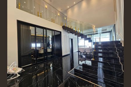 Casa para alugar com 241m², 2 quartos e 3 vagas Casa para alugar com 241m², 2 quartos e 3 vagasSala