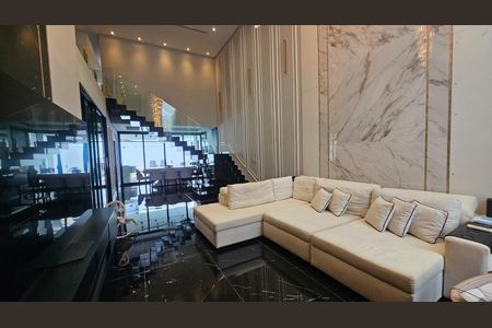 Casa para alugar com 241m², 2 quartos e 3 vagas Casa para alugar com 241m², 2 quartos e 3 vagasSala