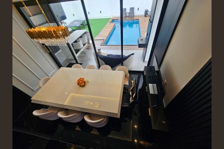 Casa para alugar com 241m², 2 quartos e 3 vagas Casa para alugar com 241m², 2 quartos e 3 vagasSala de Jantar