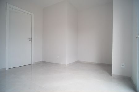 Casa de condomínio à venda com 67m², 2 quartos e 1 vagaQuarto 2