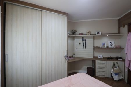 Apartamento para alugar com 181m², 3 quartos e 1 vagaQuarto