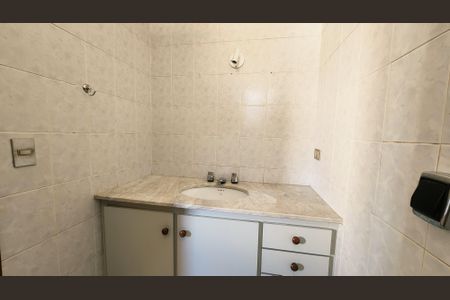 Apartamento à venda com 300m², 4 quartos e 2 vagasBanheiro do Quarto 4