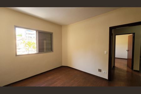 Apartamento à venda com 300m², 4 quartos e 2 vagasQuarto 2