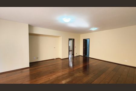 Apartamento à venda com 300m², 4 quartos e 2 vagasSala