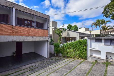 Casa à venda com 316m², 5 quartos e 4 vagasGaragem