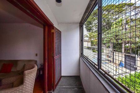 Casa à venda com 316m², 5 quartos e 4 vagasVaranda do Quarto 3