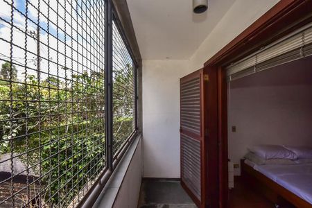 Casa à venda com 316m², 5 quartos e 4 vagasVaranda do Quarto 1