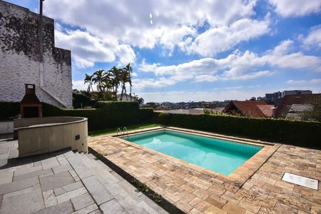 Casa à venda com 316m², 5 quartos e 4 vagasPiscina