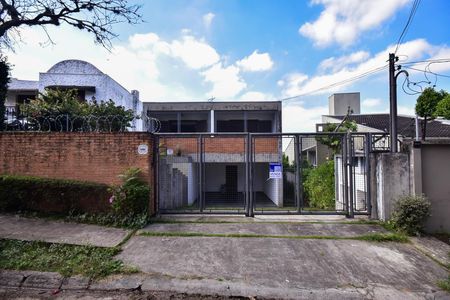 Casa à venda com 316m², 5 quartos e 4 vagasFachada