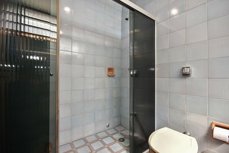 Casa à venda com 316m², 5 quartos e 4 vagasBanheiro Suíte 1