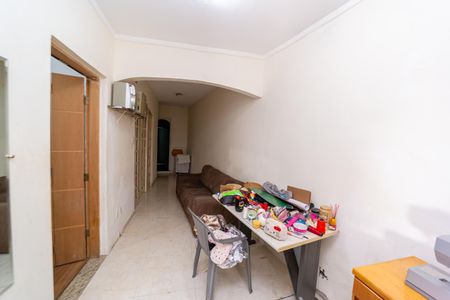 Casa à venda com 270m², 5 quartos e 3 vagasSala 2