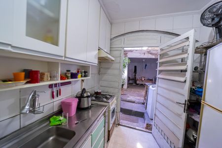 Casa à venda com 270m², 5 quartos e 3 vagasCozinha 2