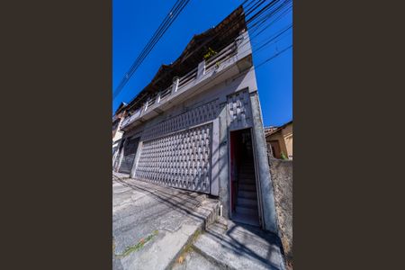 Casa à venda com 270m², 5 quartos e 3 vagasFachada