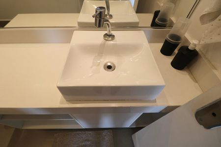 Apartamento para alugar com 70m², 2 quartos e 1 vaga Apartamento para alugar com 70m², 2 quartos e 1 vagaBanheiro Social