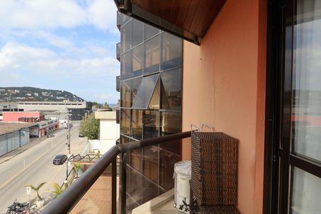 Apartamento para alugar com 70m², 2 quartos e 1 vaga Apartamento para alugar com 70m², 2 quartos e 1 vagaVaranda