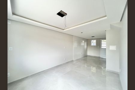 Sala de casa à venda com 2 quartos, 67m² em São Jorge, Novo Hamburgo