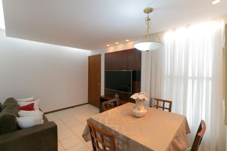 Apartamento à venda com 50m², 2 quartos e 1 vagaSala