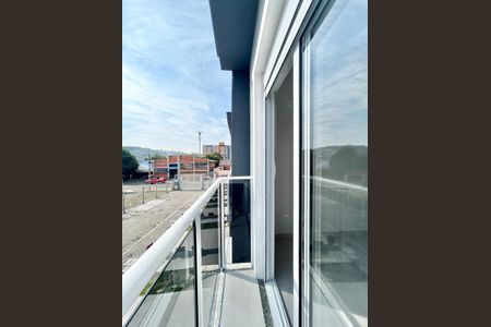 Casa à venda com 67m², 2 quartos e 1 vaga Casa à venda com 67m², 2 quartos e 1 vagaSacada Quarto 2